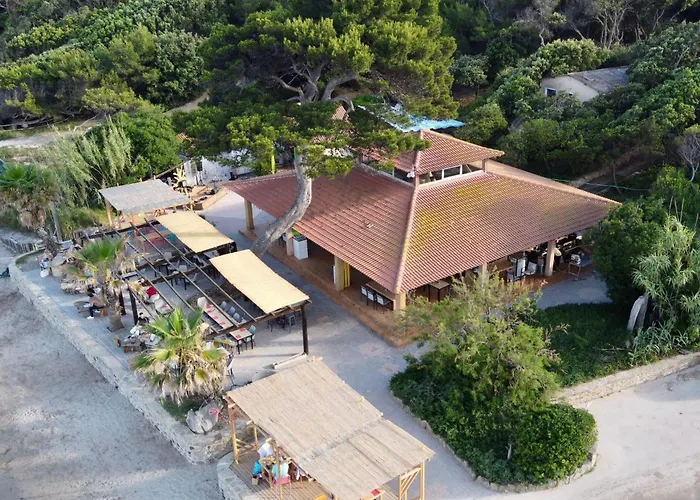 Playa Pachamama 营地 *