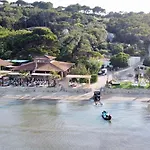مكان تخييم Playa Pachamama Hyères