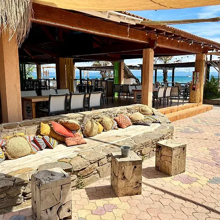 مكان تخييم Playa Pachamama Hyères